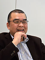 岡村氏